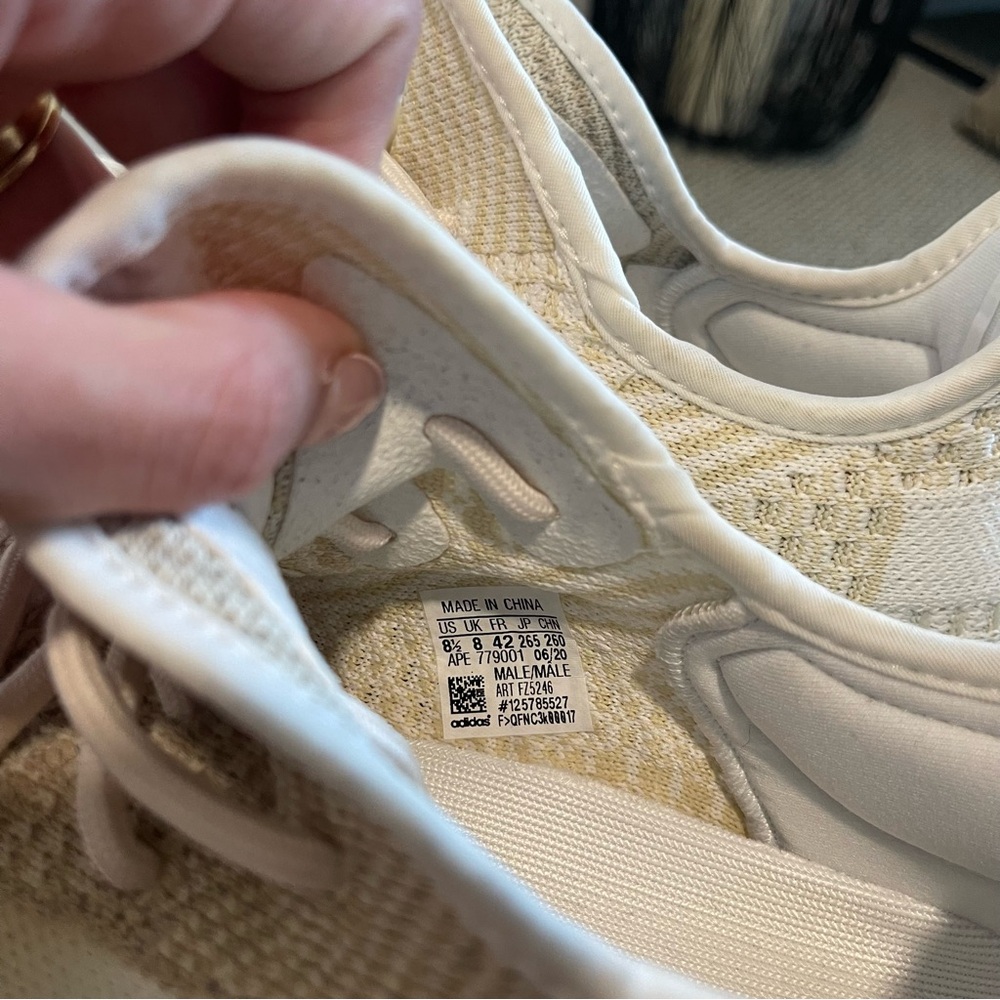 YEEZY BOOST 350 V2 - Abez - Picture 13 of 15